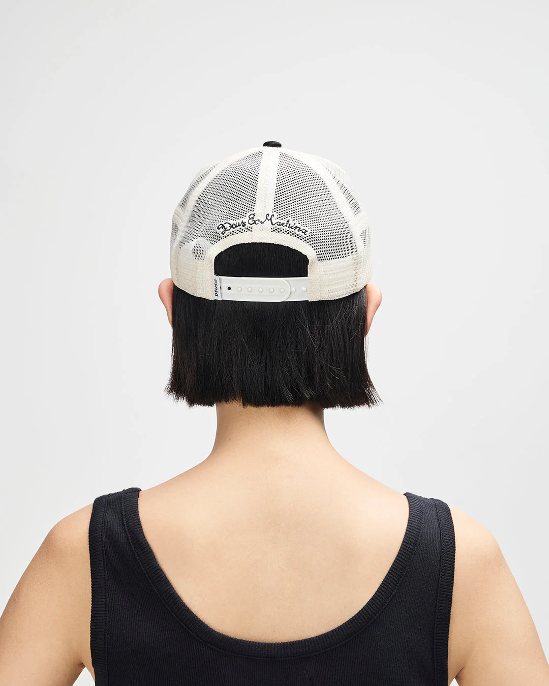 Paris Shield Trucker - Black - Image 5
